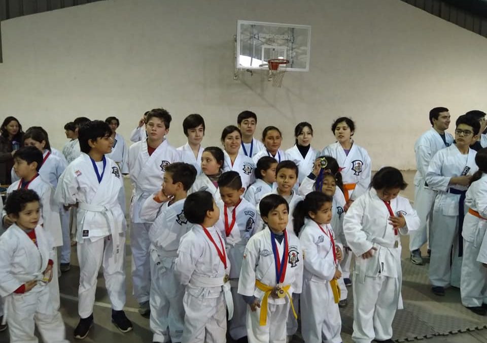 Kárate machalino brilló en Torneo Nacional de San Fernando