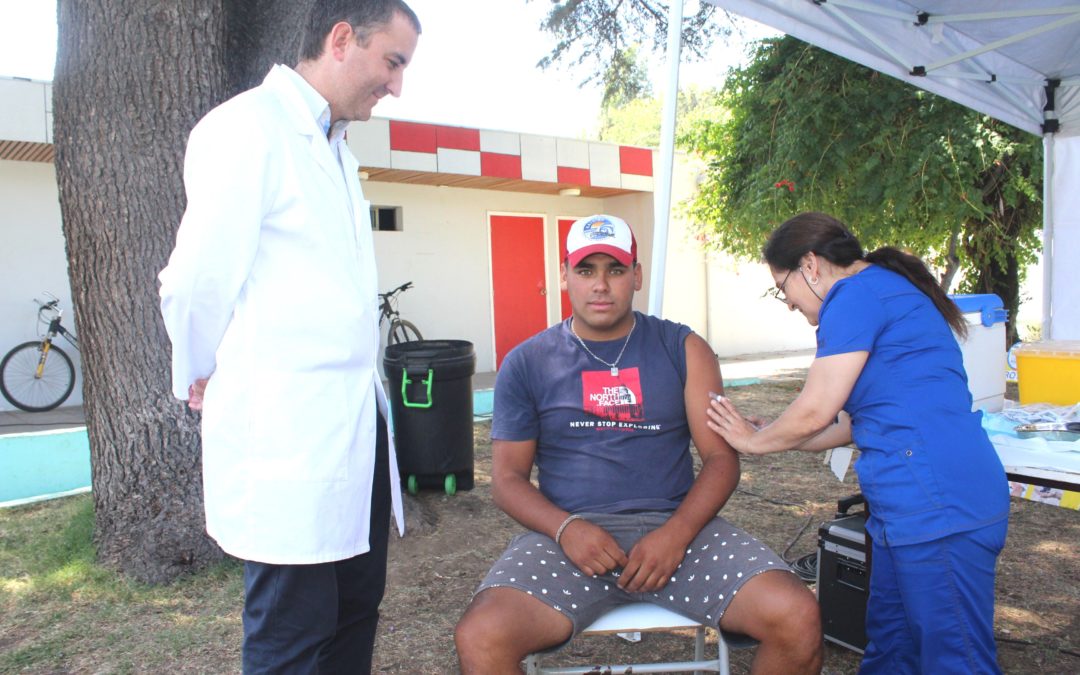 Seremi de Salud O’Higgins refuerza campaña contra el Sarampión en Machalí