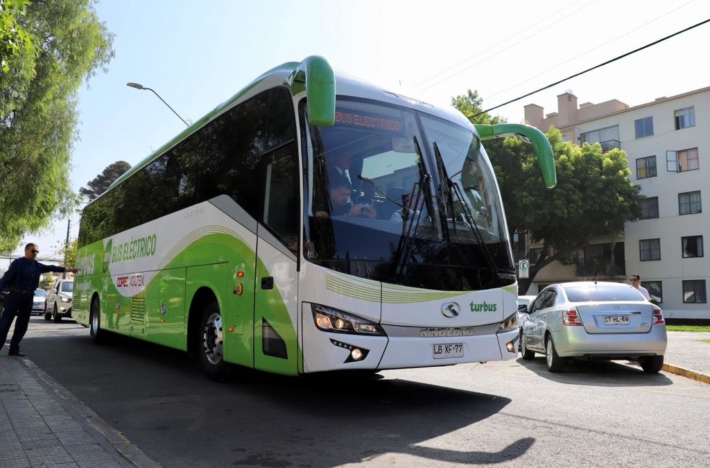 Debuta el primer bus eléctrico interurbano entre Santiago y Rancagua
