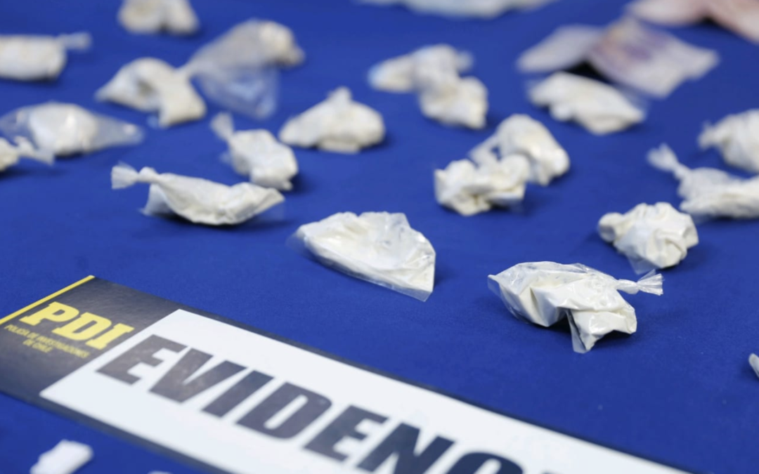 Desbaratan punto de venta de droga en Machalí
