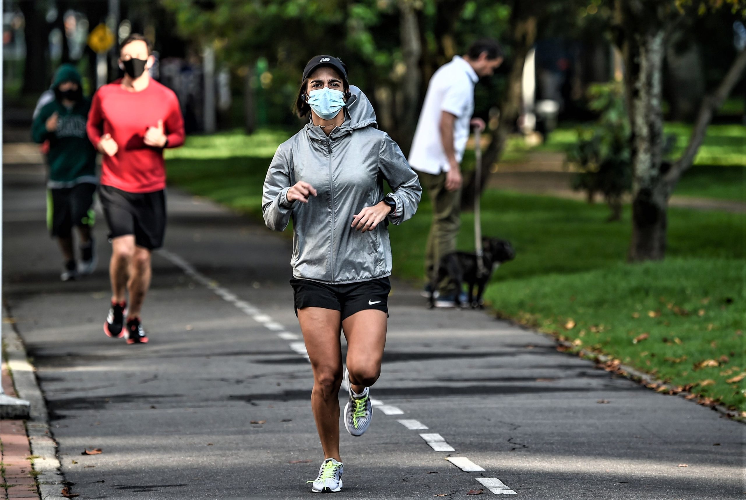 ¿Es recomendable usar mascarilla para hacer deporte?