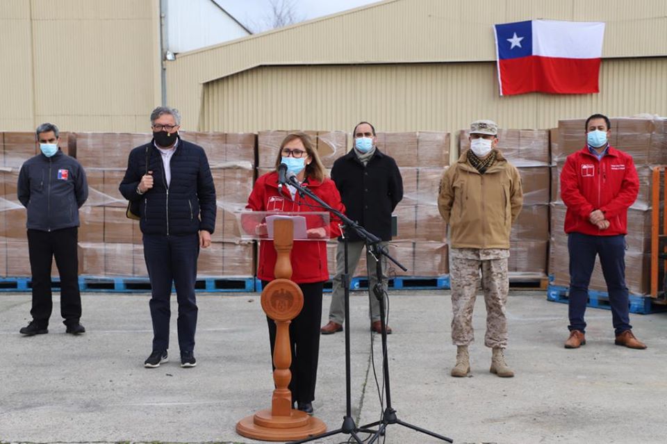 Comienza entrega de 25 mil cajas de alimentos en Machalí y Rancagua